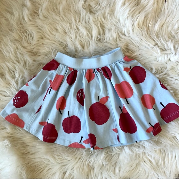 NWT Tea Collection apple a day twirling skirt - Picture 2 of 9